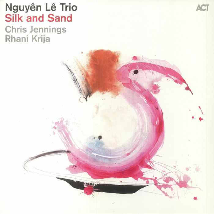 Nguyen Le Trio Silk and Sand