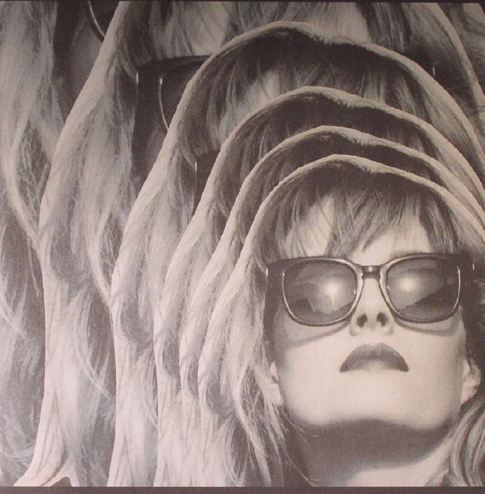 Gwenno – Y Dydd Olaf vinyl cover