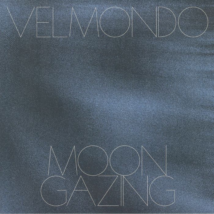 Velmondo Moon Gazing