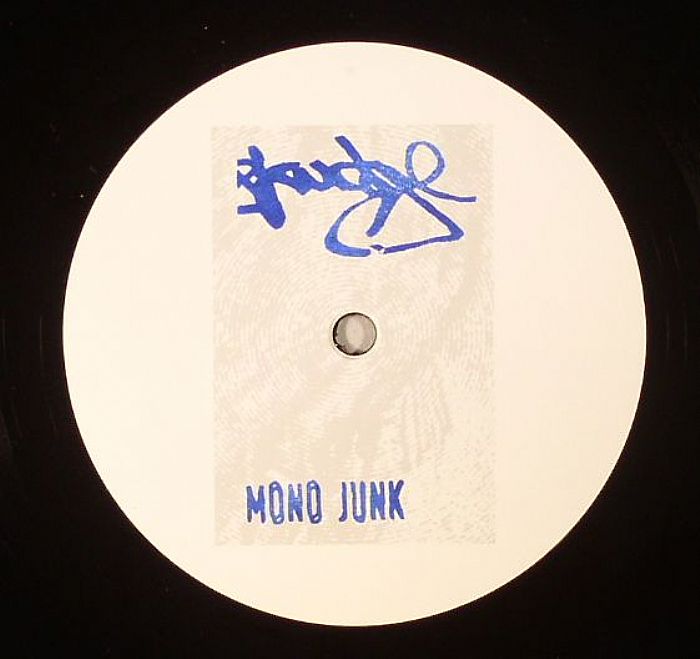 Mono Junk Skudge White 06
