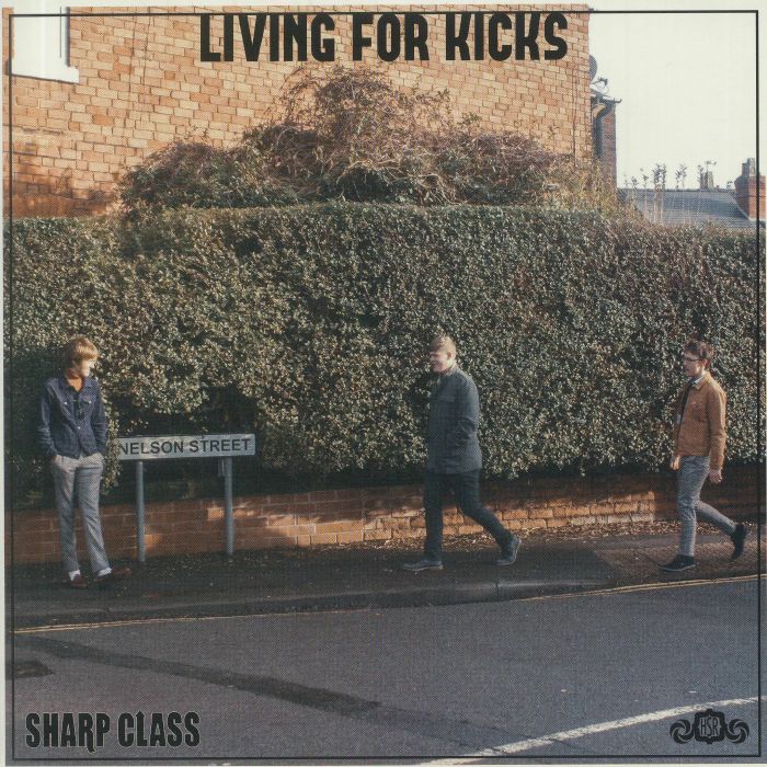Sharp Class Living For Kicks