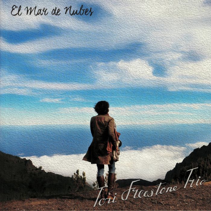 Tori Freestone El Mar De Nubes