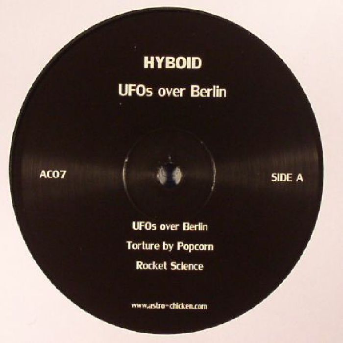 Hyboid UFOs Over Berlin