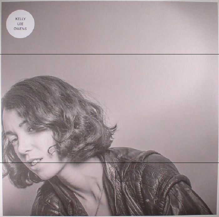 Kelly Lee Owens – Kelly Lee Owens vinyl cover