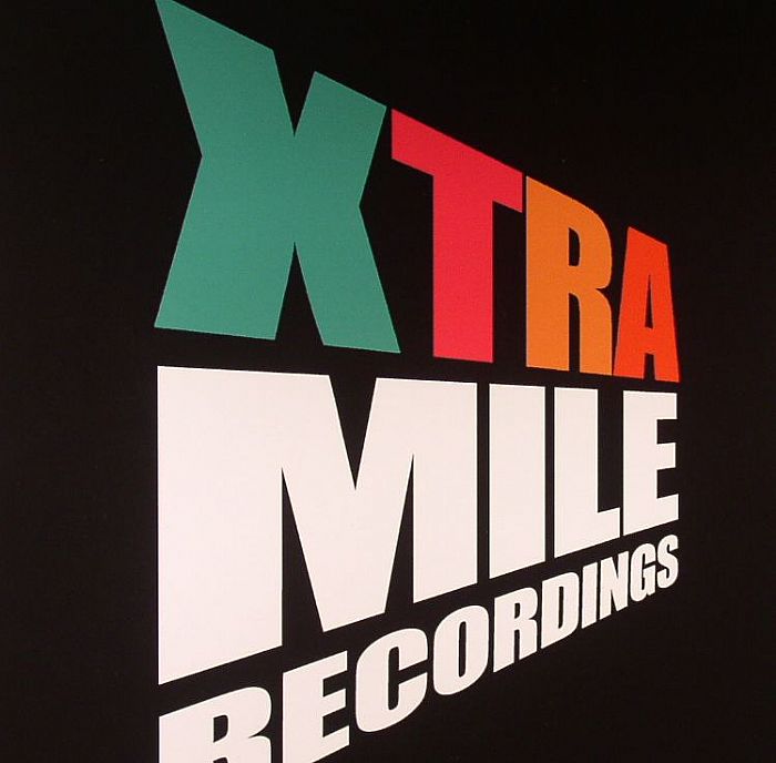 Chris T T | The Hoodrats The Xtra Mile Single Sessions: The Tenth Anniversary Collection 1st Edition