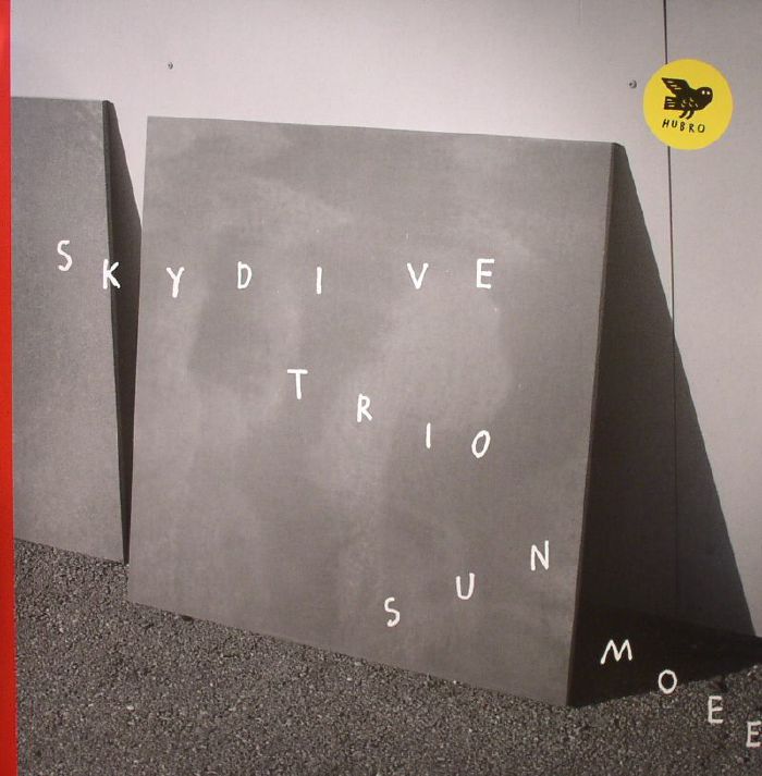 Skydive Trio Sun Moee