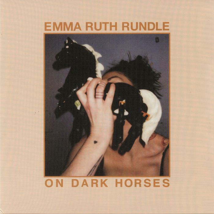 Emma Ruth Rundle – On Dark Horses vinyl cover